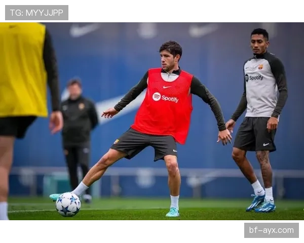 罗贝托欧冠赛场表现抢眼，成球队晋级幕后英雄