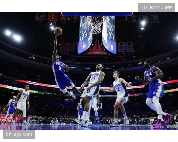 米德尔顿挡拆带动球队进攻效率显著提升对阵雄鹿表现抢眼